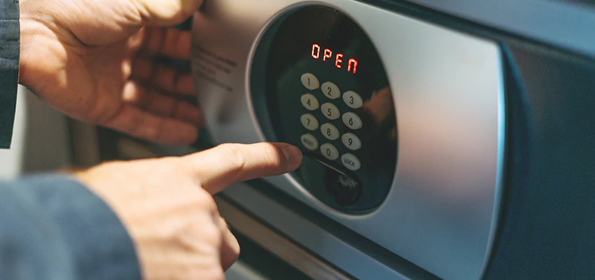 Cash Safe Openers in Pleasure Point, California
