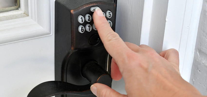 High-security Code Lock Ideas in Pleasure Point, California