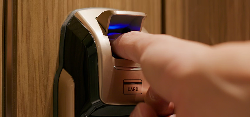 Fingerprint Door Locks Replacement in Pleasure Point, CA