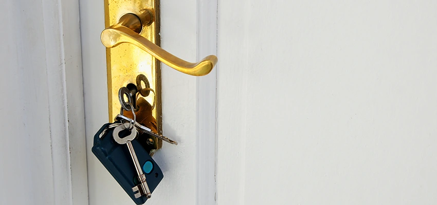 Broken Door Key Extraction in Pleasure Point, CA