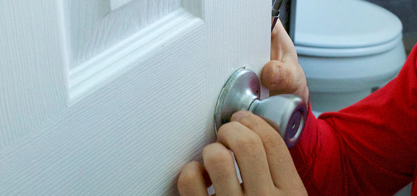 Vintage Door Knob Replacement in Pleasure Point, CA